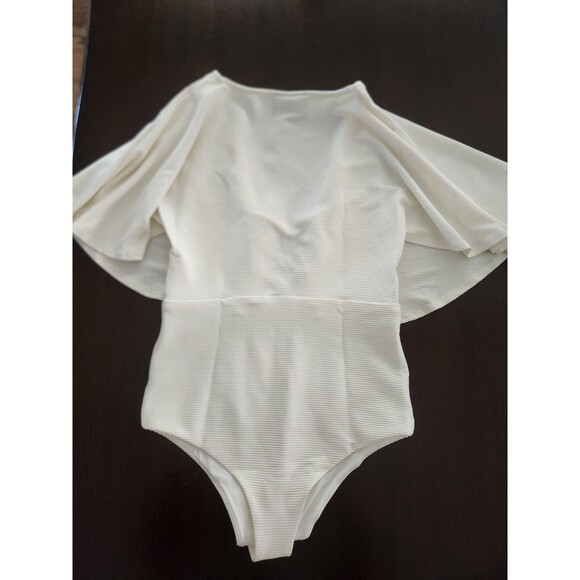 **NEW WITH TAGS** NOOKIE/REVOLVE White Plunging Neckline Bodysuit - Size XS - Picture 5 of 5